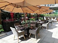 麗思卡爾頓大酒店（咖啡廳）休閑桌椅+花箱