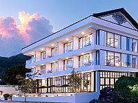 大理（lǐ）六閱（yuè）在一起海景度假酒（jiǔ）店