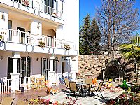 鼎（dǐng）榮玫瑰園海景（jǐng）精品客棧